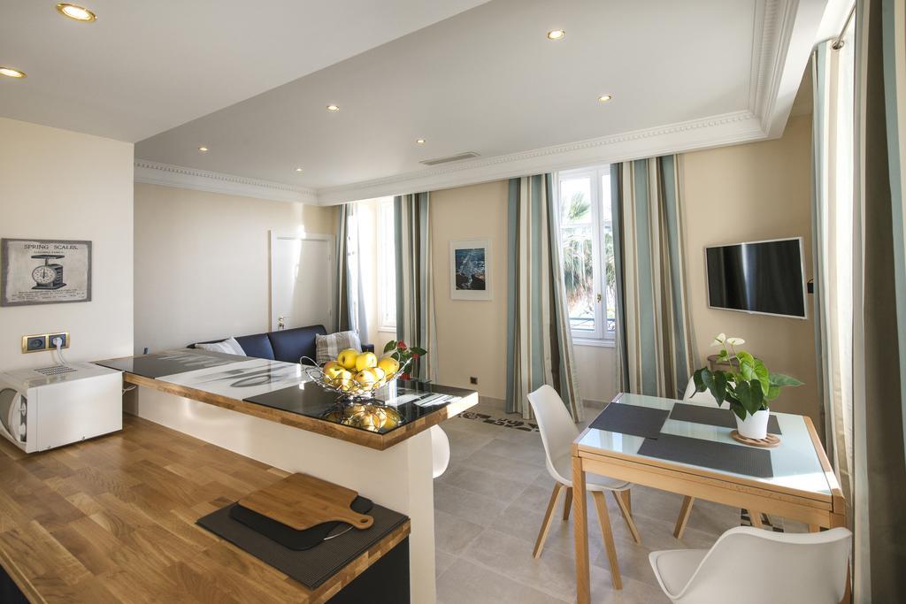 Apartment - Promenade Des Anglais Nizza Szoba fotó