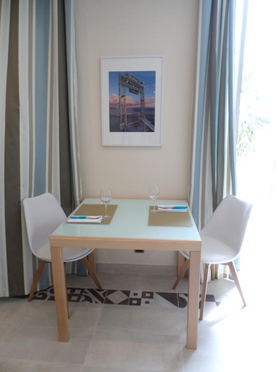 Apartment - Promenade Des Anglais Nizza Szoba fotó